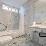 Διαμέρισμα Bright Nordic Style Penthouse In Beachside