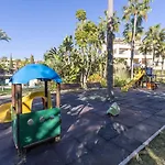 Apartment Bright Nordic Style Penthouse In Beachside *