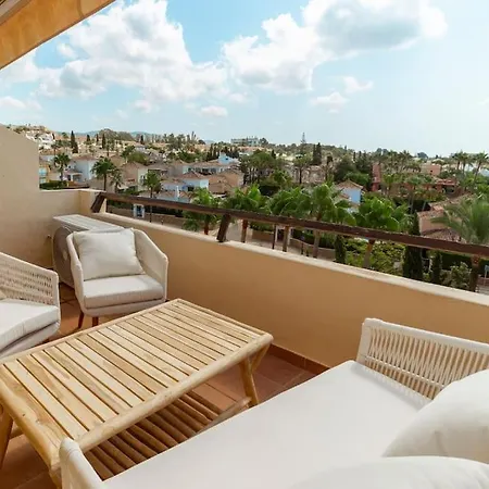 Appartement Bright Nordic Style Penthouse In Beachside *