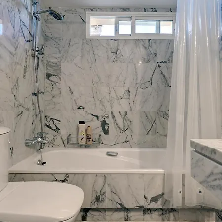 Apartman Bright Nordic Style Penthouse In Beachside