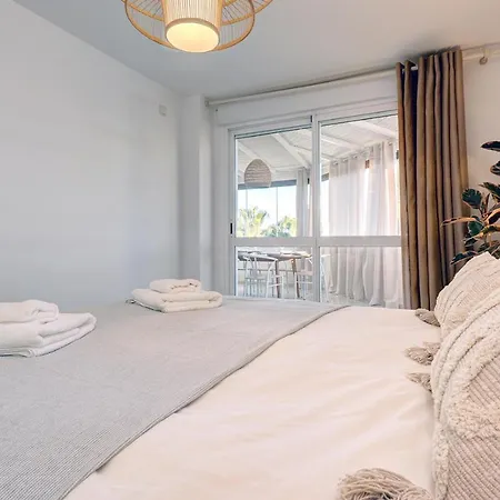 Bright Nordic Style Penthouse In Beachside 马尔韦利亚