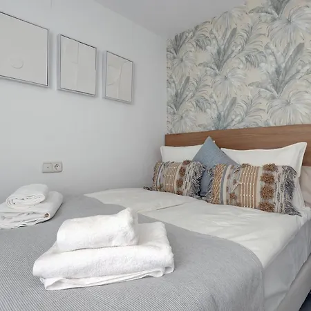 Appartement Bright Nordic Style Penthouse In Beachside