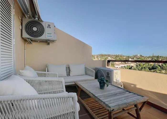 Bright Nordic Style Penthouse In Beachside マルベーリャ